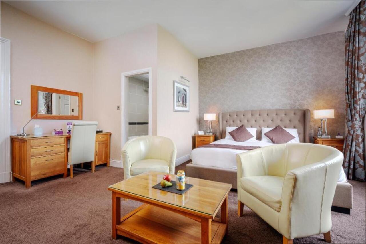 Burnley North Oaks Hotel And Leisure Club Экстерьер фото