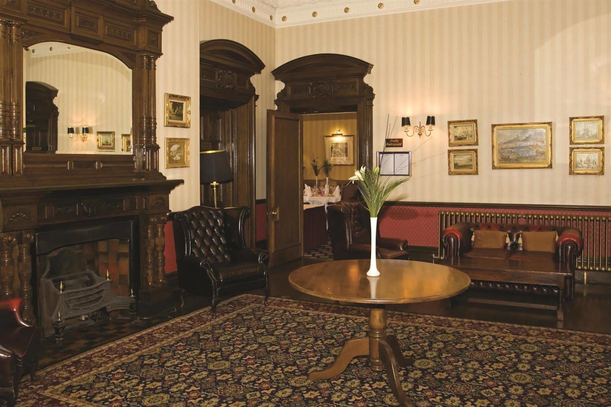 Burnley North Oaks Hotel And Leisure Club Интерьер фото