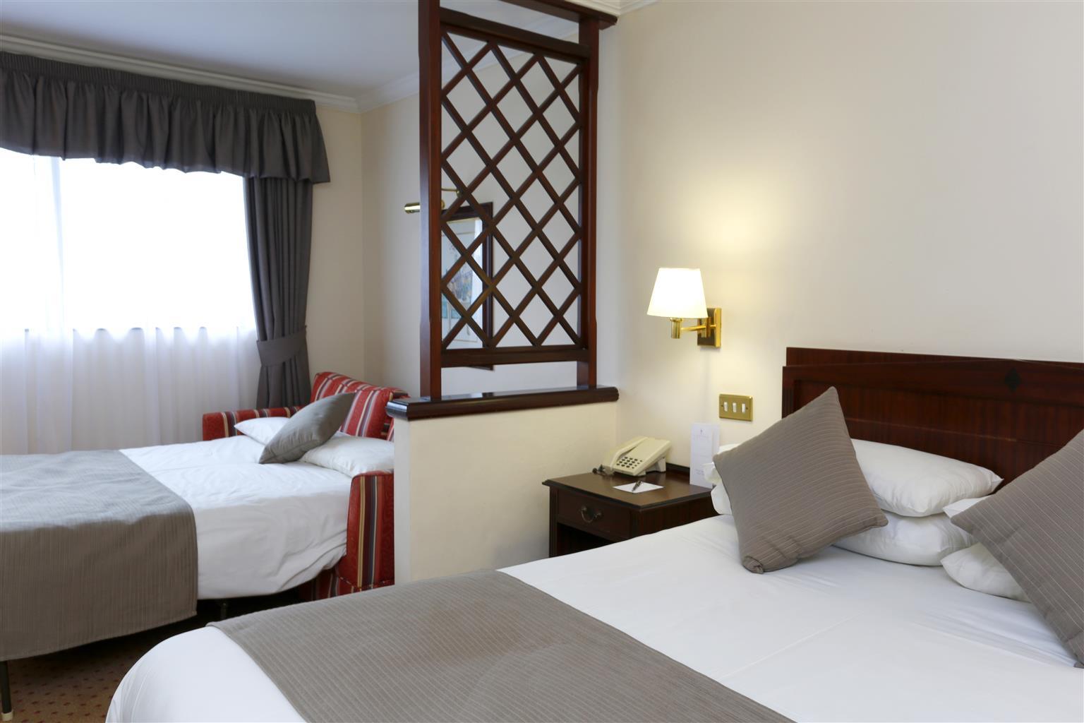 Burnley North Oaks Hotel And Leisure Club Экстерьер фото
